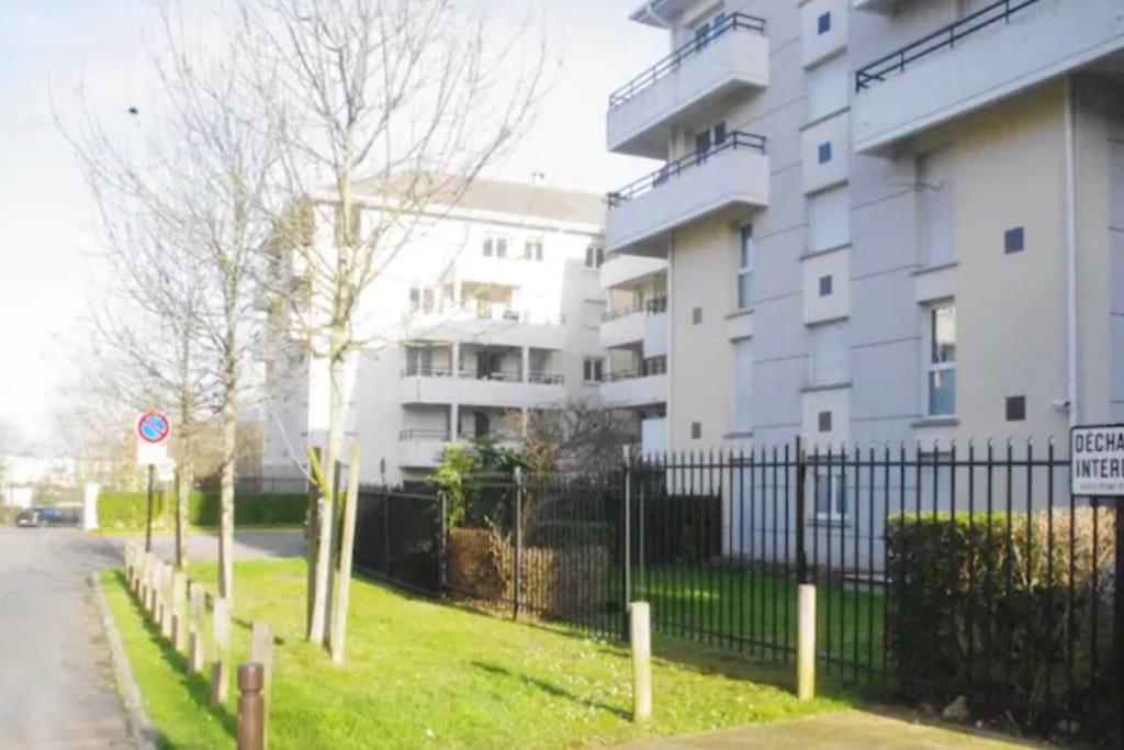 Tres Bel Appartement Entre Paris Et Disneyland Lognes Dış mekan fotoğraf